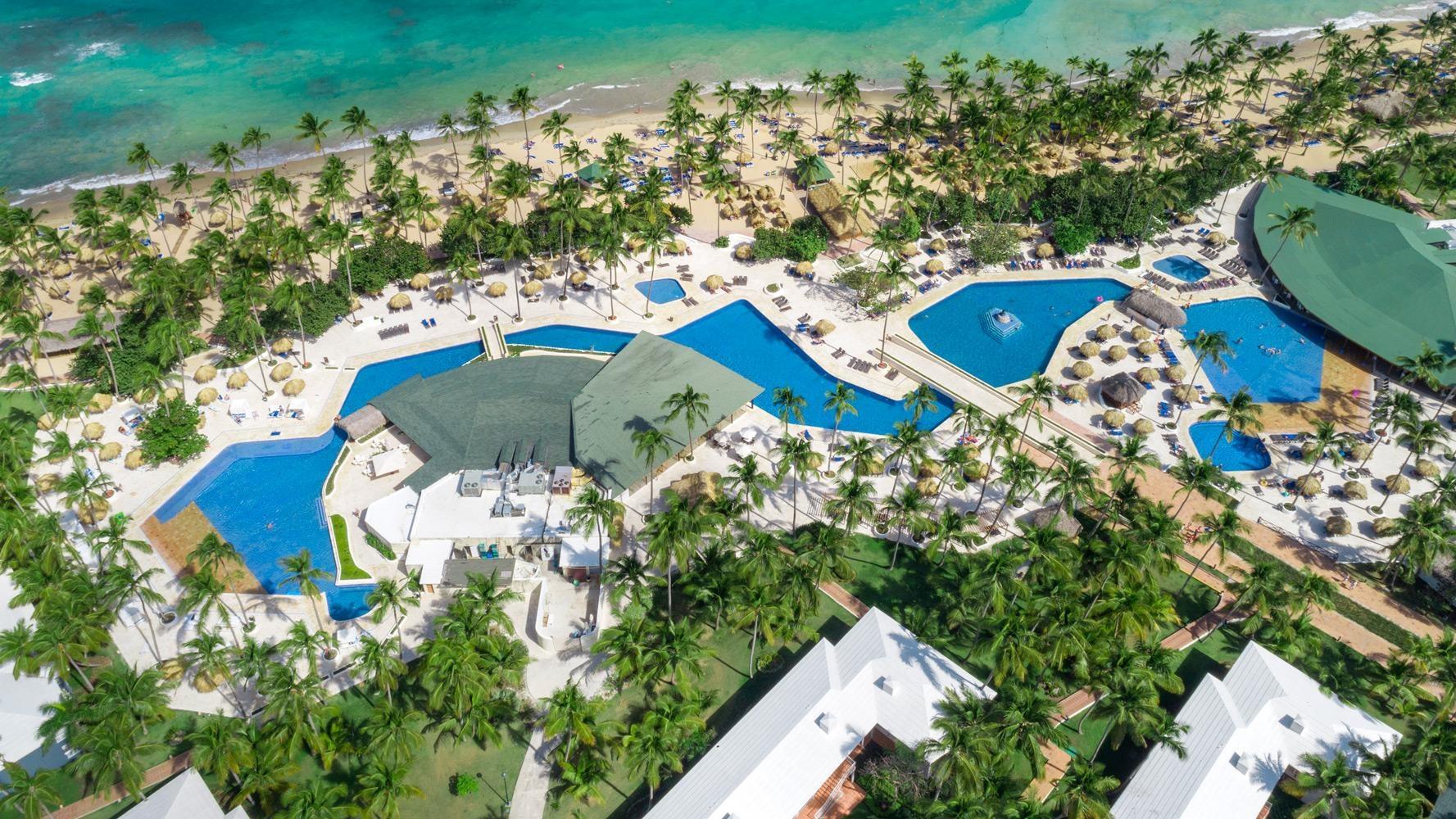 EXCLUSIVE CHRISTMAS GROUP PRICING - GRAND SIRENIS PUNTA CANA - DEC 31, 2023 - JAN 7, 2024 - background banner